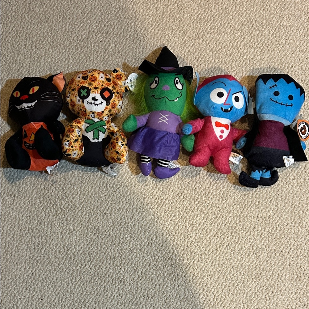 NWT and NWOT Colorful Halloween Plush Toy Set